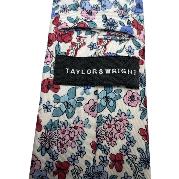Taylor & Wright Floral Tie With Blue & Red Design 100% Polyester Slim Fit - Picture 5 of 6